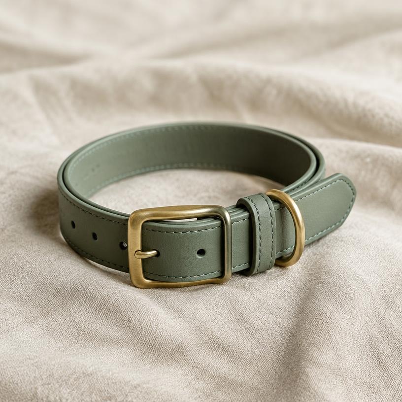 Sage Leather-Free Collar